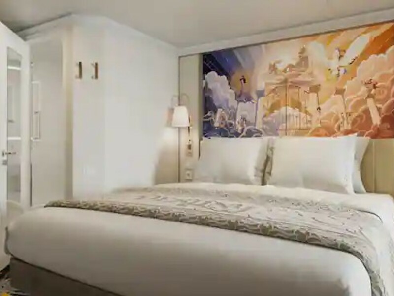 Deluxe Family Oceanview Stateroom